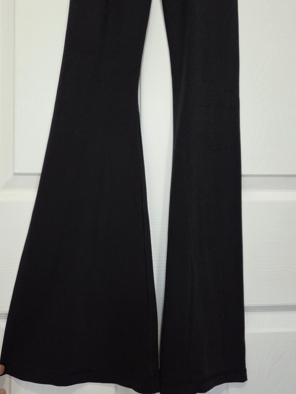 OFFLINE By Aerie Real Me High Waisted Crossover Flare Black Legging Size Small - Picture 8 of 10